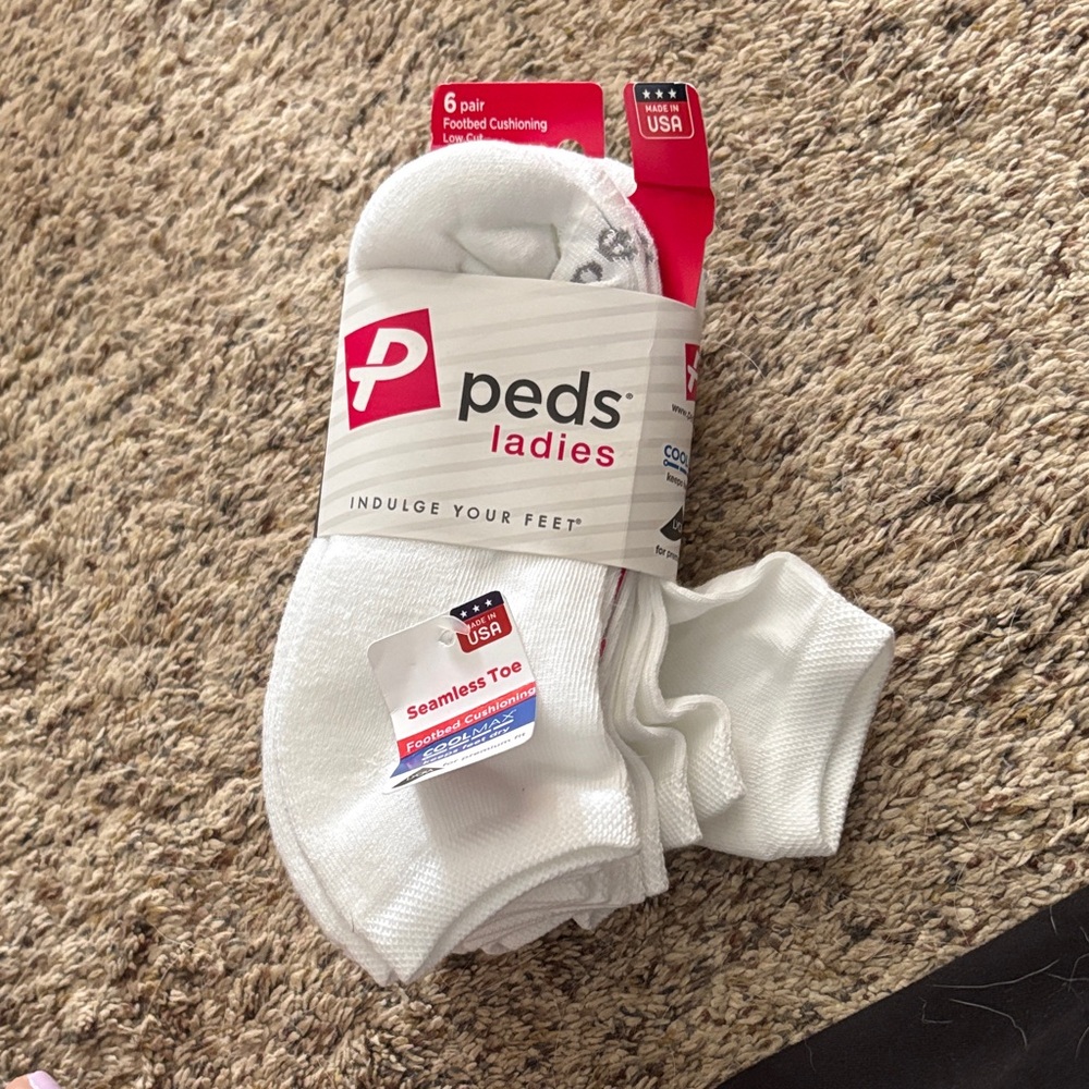 Peds Ladies White Seamless Toe Socks - 6 Pair Pack